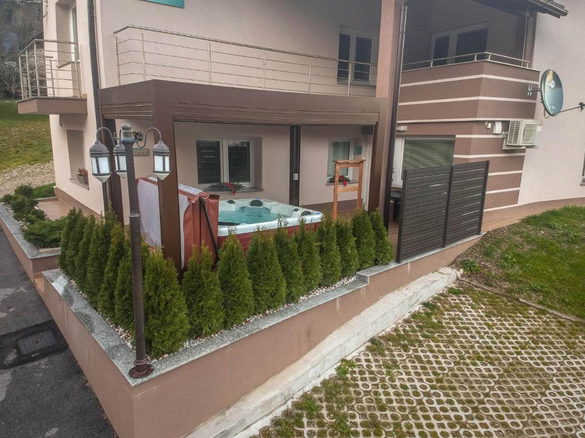 Vila Hisa Bohinc Z Wellnessom Tolmin Exteriér fotografie